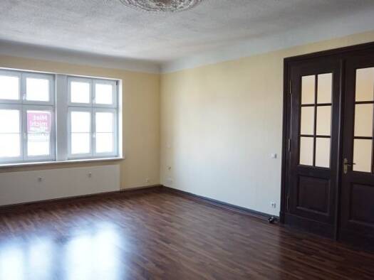 Wohnung zur Miete 485 € 3 Zimmer 102 m² 3. Geschoss frei ab sofort Friedrich-August-Straße 2a Crimmitschau Crimmitschau 08451