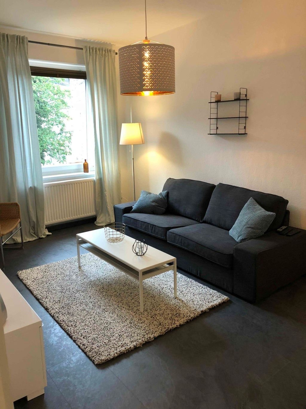 Wohnung zur Miete Wohnen auf Zeit 1.350 € 2 Zimmer 50 m²<br/>Wohnfläche 03.03.2025<br/>Verfügbarkeit Hildebrandtstr. Friedrichstadt Düsseldorf 40215