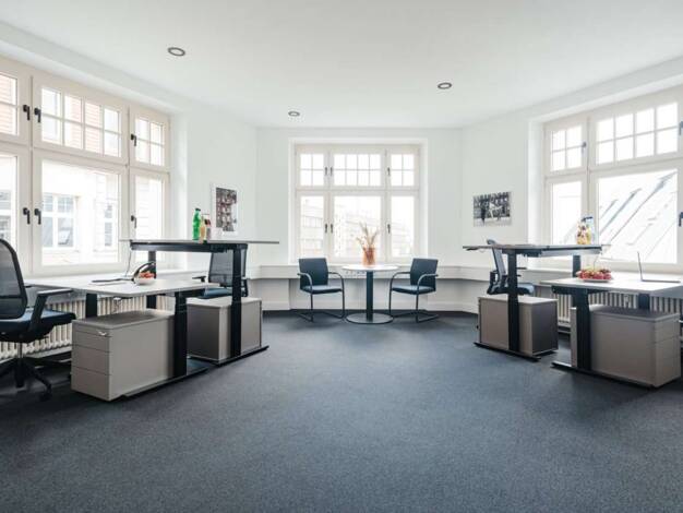 Bürofläche zur Miete provisionsfrei 1.299 € 23 m² Bürofläche teilbar ab 1.600 m² Barfußgäßchen 12 Zentrum Leipzig 04109