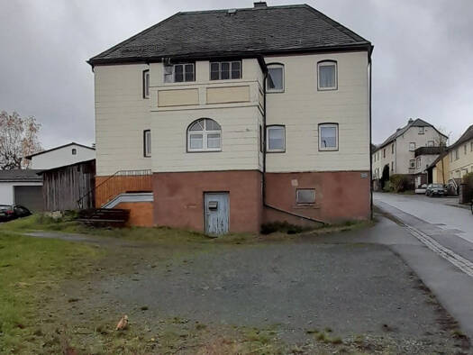 Einfamilienhaus zum Kauf 49.000 € 6 Zimmer 140 m² 700 m² Grundstück Geroldsgrüner Forst 95179