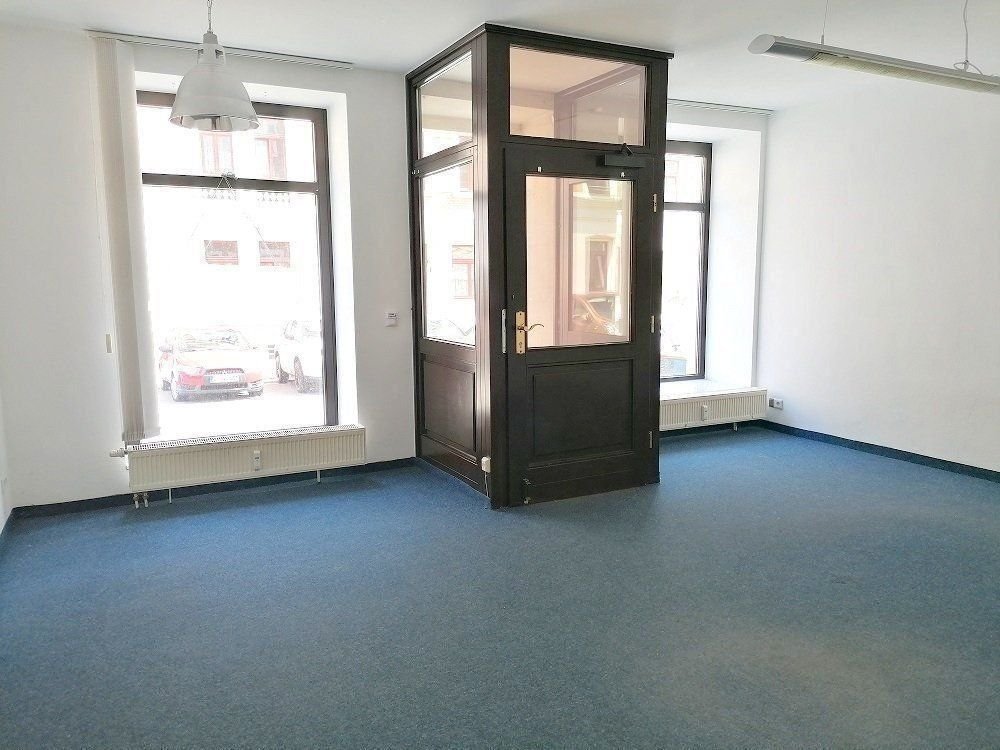 Ladenfläche zur Miete provisionsfrei 400 € 3 Zimmer 75 m²<br/>Verkaufsfläche Schloßchemnitz 024 Chemnitz 09113