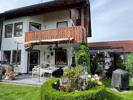 Doppelhaushälfte zum Kauf provisionsfrei 795.000 € 6 Zimmer 210 m² 491 m² Grundstück frei ab 01.12.2026 Pforzen Pforzen 87666