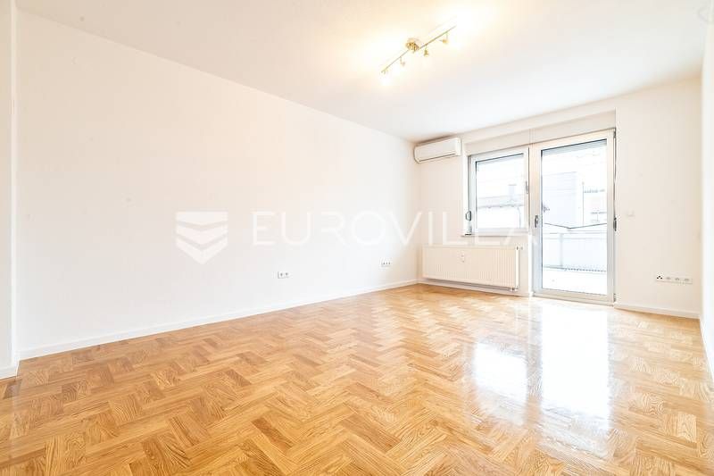 Wohnung zum Kauf 408.500 € 3 Zimmer 157 m²<br/>Wohnfläche Spansko 10147