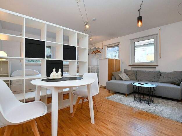 Wohnung zur Miete Wohnen auf Zeit 1.090 € 1 Zimmer 38 m² frei ab sofort Süd Stuttgart 70180