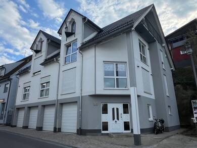 Wohnung zur Miete 900 € 3 Zimmer 103,3 m² frei ab sofort Stadtstraße 36 Burgau Burgau 89331