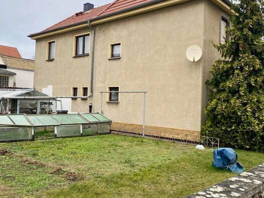 Einfamilienhaus zum Kauf 345.000 € 8 Zimmer 140 m² 700 m² Grundstück Großpösna 04463