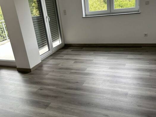 Wohnung zur Miete 1.150 € 3 Zimmer 102,2 m² frei ab sofort Neweler Straße Aach 54298