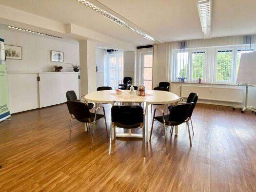 Bürogebäude zur Miete 9,44 € 5 Zimmer 180 m² Bürofläche Lingen 49808