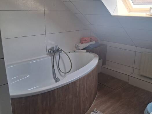 Wohnung zur Miete 600 € 2 Zimmer 40 m² frei ab 01.09.2026 Hinrichshäger Straße 14 Nienhagen Rostock 18146