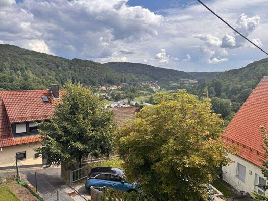 Einfamilienhaus zum Kauf 179.000 € 4,5 Zimmer 107,8 m² 440 m² Grundstück Kirchenweg 69 Egloffstein Egloffstein 91349