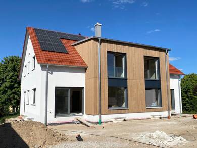 Doppelhaushälfte zur Miete 2.000 € 6 Zimmer 188,9 m² 308 m² Grundstück frei ab 01.10.2025 Großenseebach 91091