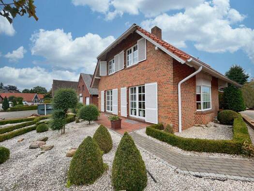 Einfamilienhaus zum Kauf 344.900 € 5 Zimmer 144 m² 374 m² Grundstück Uelsen 49843