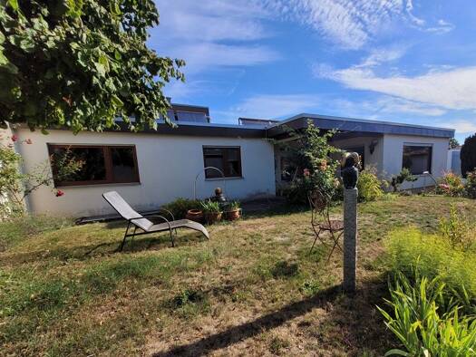 Einfamilienhaus zur Miete 1.850 € 6 Zimmer 145 m² 497 m² Grundstück frei ab 01.10.2026 Stetten Kernen im Remstal 71394
