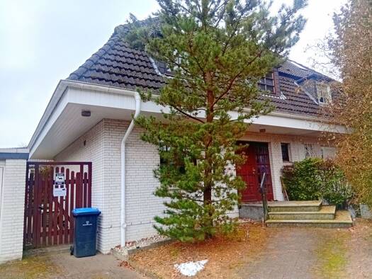 Doppelhaushälfte zum Kauf provisionsfrei 665.000 € 6 Zimmer 120 m² 322 m² Grundstück Sasel Hamburg 22393