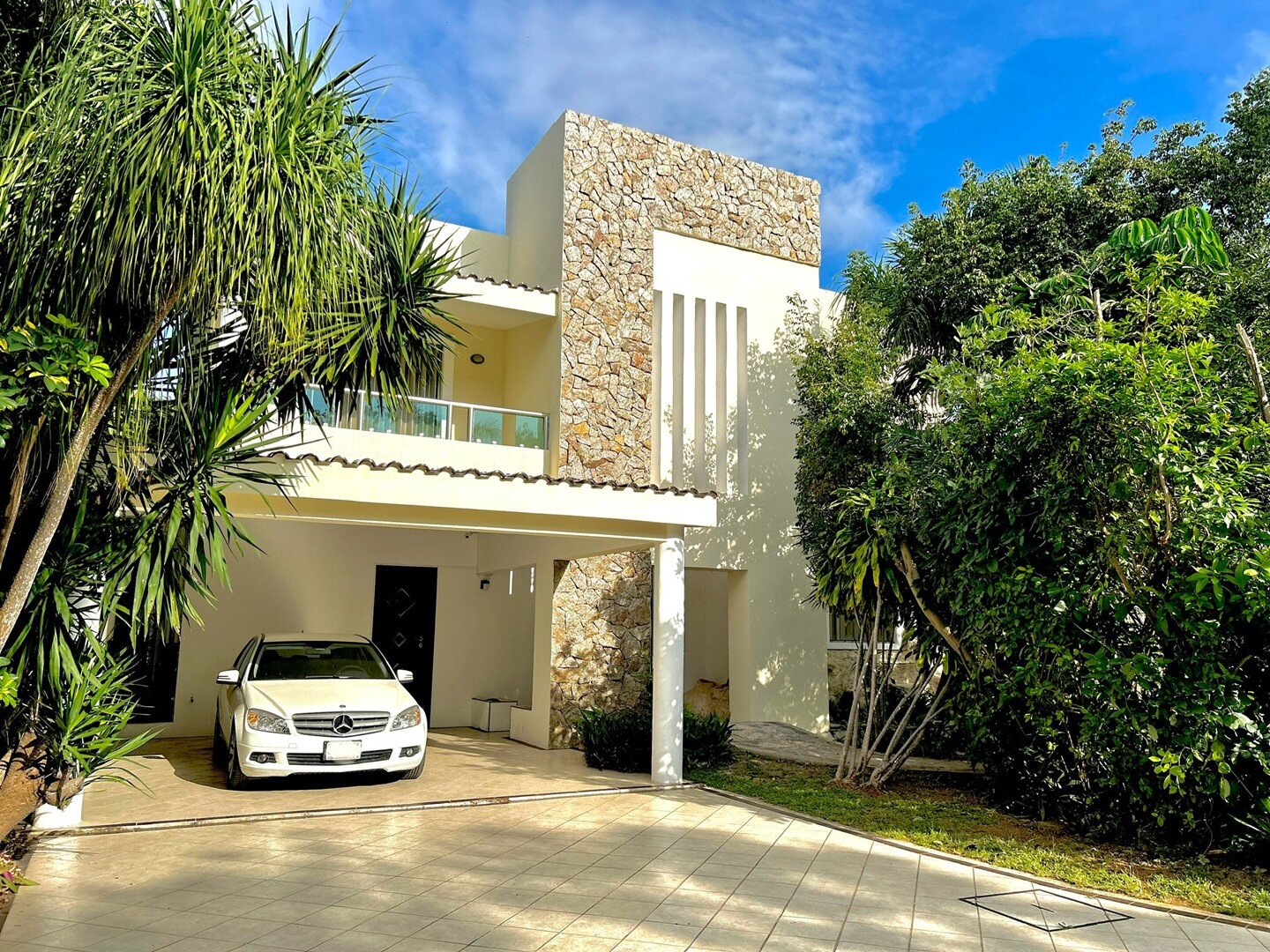 Villa zum Kauf 2.045.150 € 4 Zimmer 434 m²<br/>Wohnfläche 877 m²<br/>Grundstück Mz 25 Lt 25 P.º Xaman - Ha Playa del Carmen 77717