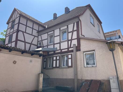 Mehrfamilienhaus zum Kauf provisionsfrei 49.900 € 11 Zimmer 266 m² Maßbach 97711