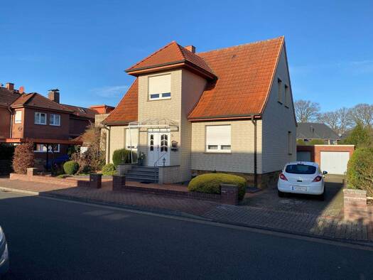 Einfamilienhaus zum Kauf 348.000 € 8 Zimmer 190 m² 1.002 m² Grundstück frei ab sofort Bramsche 49565