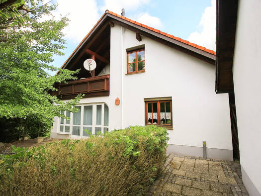Einfamilienhaus zum Kauf 595.000 € 5 Zimmer 191,2 m² 733 m² Grundstück Ergoldsbach 84061