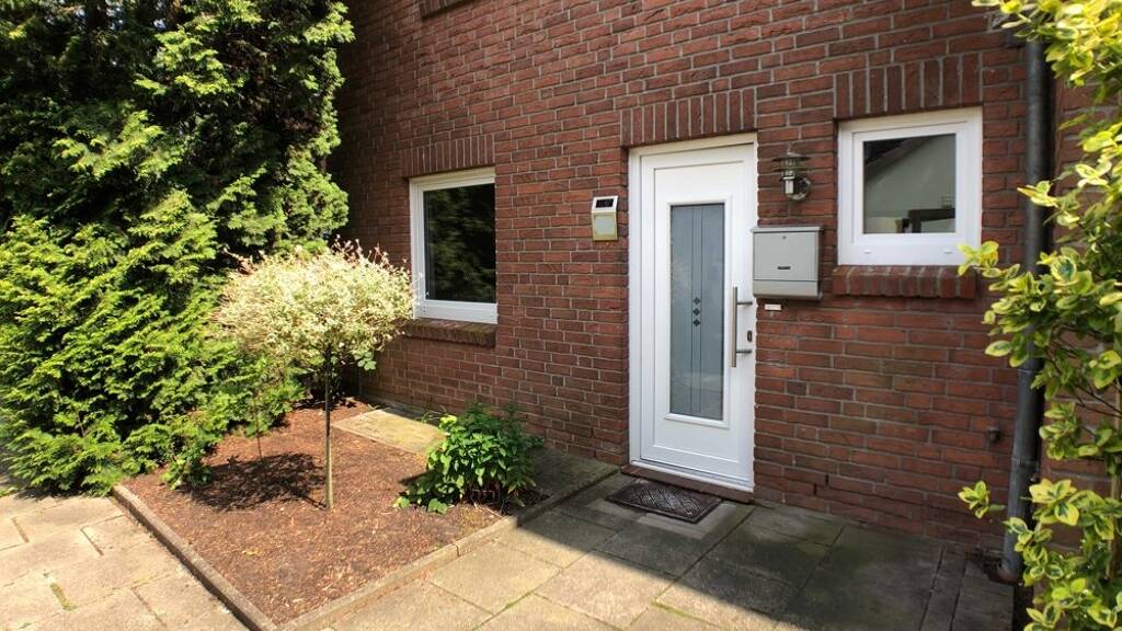 Reihenmittelhaus zum Kauf 199.000 € 4 Zimmer 100 m² 176 m² Grundstück Berne 27804