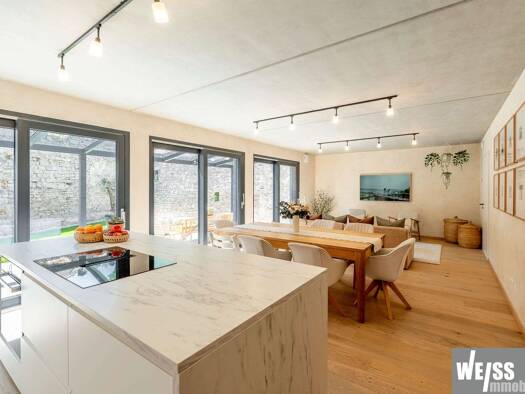Einfamilienhaus zum Kauf 1.250.000 € 7 Zimmer 215 m² 281 m² Grundstück Heidingsfeld Würzburg 97084