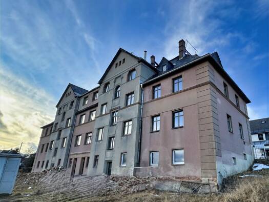 Mehrfamilienhaus zum Kauf 92.000 € 30 Zimmer 832 m² 1.404 m² Grundstück Klingenthal 08248