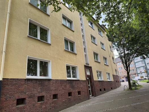 Wohnung zur Miete 450 € 2 Zimmer 59,4 m² 2. Geschoss frei ab sofort Helmholtzplatz 2 Altendorf Essen 45143