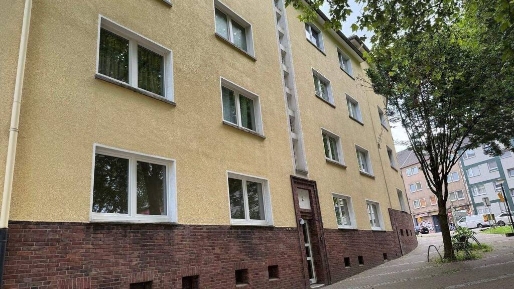 Wohnung zur Miete 450 € 2 Zimmer 59,4 m² 2. Geschoss frei ab sofort Helmholtzplatz 2 Altendorf Essen 45143