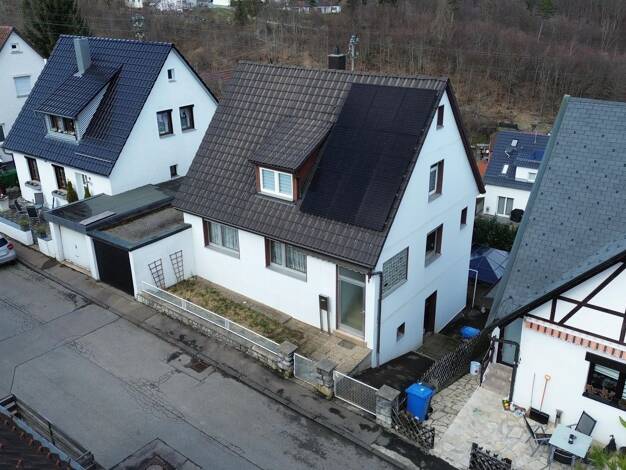 Einfamilienhaus zum Kauf 279.000 € 6 Zimmer 100 m² 396 m² Grundstück frei ab sofort Tailfingen Albstadt 72461