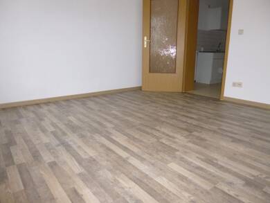 Wohnung zur Miete 146 € 1 Zimmer 27 m² EG frei ab 01.07.2025 Greiz Greiz 07973