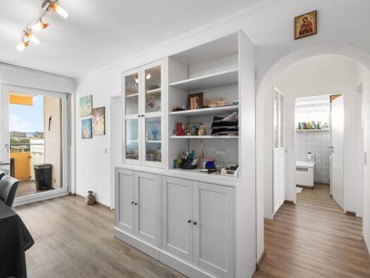 Wohnung zum Kauf 342.000 € 4 Zimmer 95,9 m² 8. Geschoss Großprüfening-Dechbetten-Königswiesen Regensburg 93051