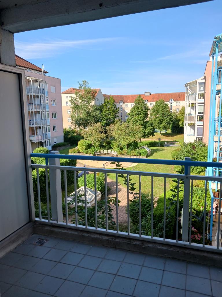 Wohnung zur Miete 950 € 3,5 Zimmer 98,6 m²<br/>Wohnfläche 2.<br/>Geschoss Büchenbach - West Erlangen 91056