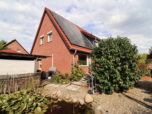 Doppelhaushälfte zum Kauf 269.000 € 6 Zimmer 199,4 m² 425 m² Grundstück frei ab 01.08.2026 Lehre 38165