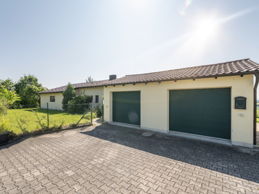 Bungalow zum Kauf 398.000 € 7 Zimmer 149 m² 1.116 m² Grundstück Kleingern Neuburg am Inn-Kurzeichet 94127