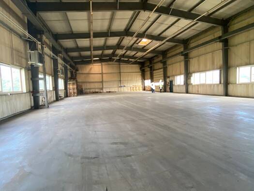 Lagerhalle zur Miete 11.800 € 2.954 m² Lagerfläche teilbar ab 440 m² Lauenburg 21481