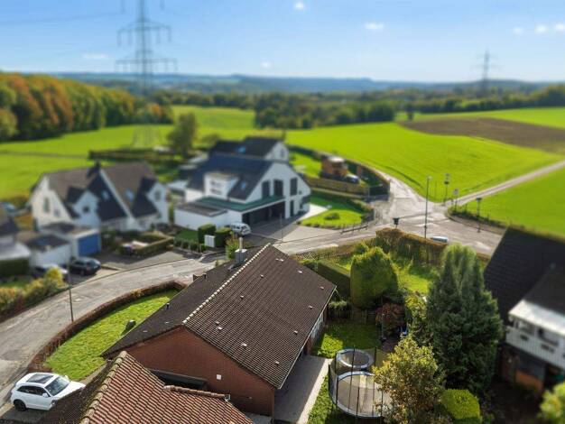 Einfamilienhaus zum Kauf 399.000 € 5 Zimmer 156 m² 576 m² Grundstück Lennep Remscheid 42897