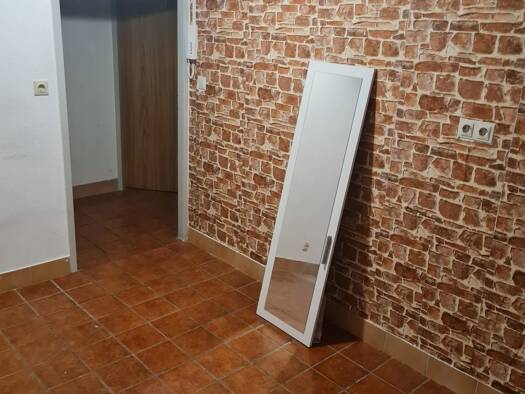 Wohnung zur Miete 290 € 1 Zimmer 12 m² Geschoss 1/3 frei ab sofort Burgenlandstraße 61 Feuerbach Stuttgart 70469