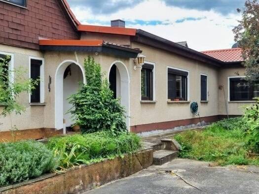 Haus zum Kauf 410.000 € 6 Zimmer 138 m² 900 m² Grundstück Meusdorf Südost 04289