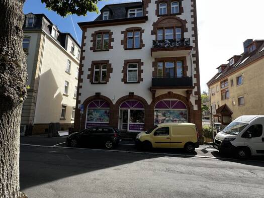 Haus zum Kauf 693,3 m² 466 m² Grundstück Marburg Marburg 35037