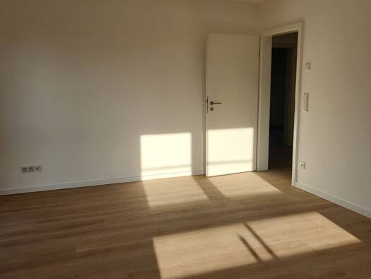 Wohnung zur Miete 1.100 € 3 Zimmer 74 m² Geschoss 1/2 frei ab sofort Haibach Haibach 63808