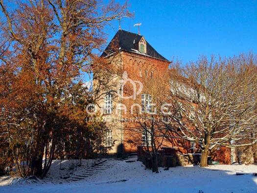 Haus zum Kauf 395.000 € 21 Zimmer 702 m² 7.257 m² Grundstück Goldberg 19399