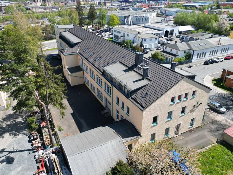 Wohnanlage zum Kauf als Kapitalanlage geeignet 1.250.000 € 9 Zimmer 3.000 m² 2.953 m² Grundstück Anspann Hof 95032