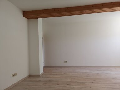 Wohnung zur Miete 650 € 2 Zimmer 83 m² Hans-Holbeinstrasse 7 Bad Windsheim Bad Windsheim 91438