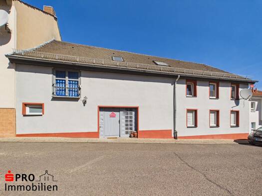 Einfamilienhaus zum Kauf 229.000 € 9 Zimmer 234 m² 437 m² Grundstück Klarenthal West 66127