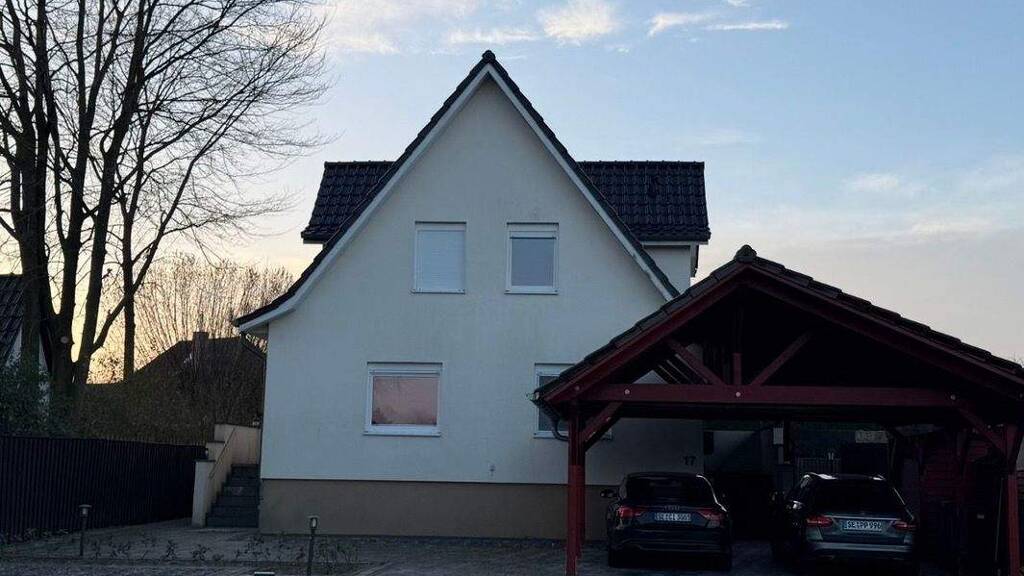 Einfamilienhaus zum Kauf provisionsfrei 698.000 € 9 Zimmer 163 m² 945 m² Grundstück Königsweg 17 Bad Bramstedt 24576