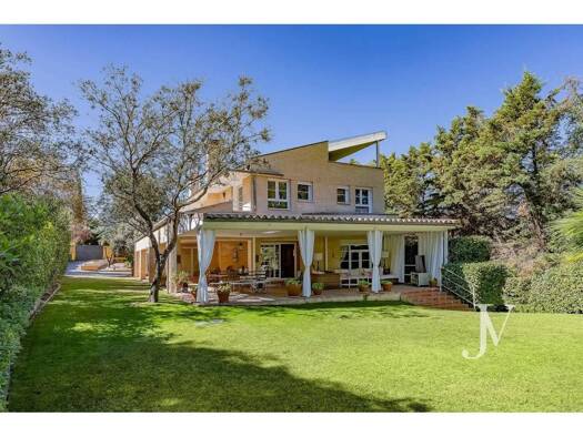 Chalet zum Kauf 1.697.000 € 6 Zimmer 540 m² 2.800 m² Grundstück San Sebastián de los Reyes 28707