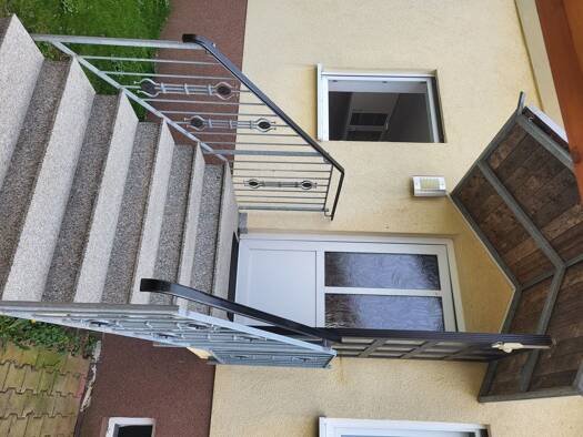 Terrassenwohnung zur Miete 750 € 1 Zimmer 100 m² 2 Geschosse Großschirma 09603