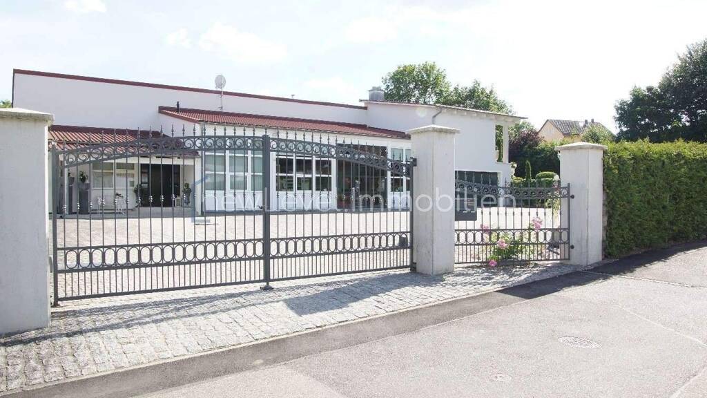 Gewerbeobjekt zum Kauf als Kapitalanlage geeignet 1.129.000 € 9 Zimmer 420 m² 1.712 m² Grundstück Maxhütte Maxhütte-Haidhof 93142