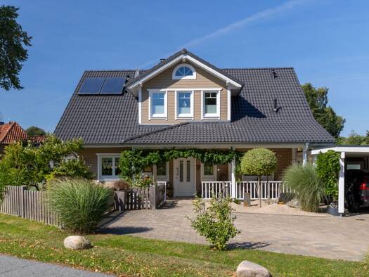 Einfamilienhaus zum Kauf 795.000 € 5 Zimmer 190 m² 910 m² Grundstück Fresendorf Giekau 24321
