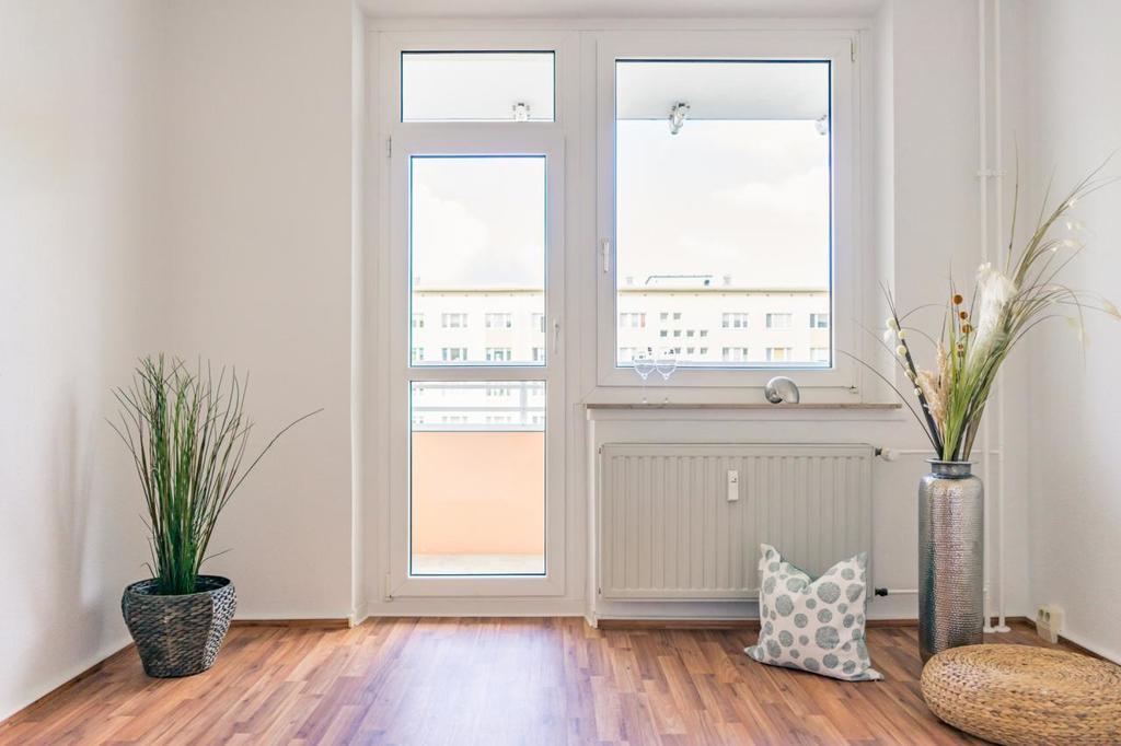 Wohnung zur Miete 287 € 2 Zimmer 46 m²<br/>Wohnfläche EG<br/>Geschoss Wenzel-Verner-Str. 80 Helbersdorf 610 Chemnitz 09120