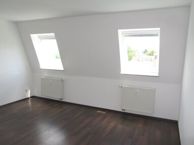 Wohnung zur Miete 370 € 3 Zimmer 68,8 m² 3. Geschoss frei ab sofort Pölzig Pölzig 07554